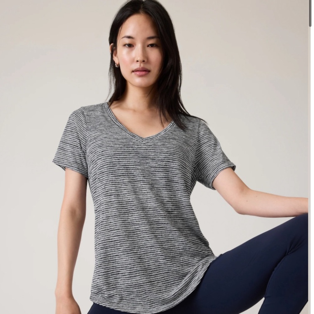 Athleta Breezy Scoop V Neck Tee in Navy Blue and White Stripes, XS